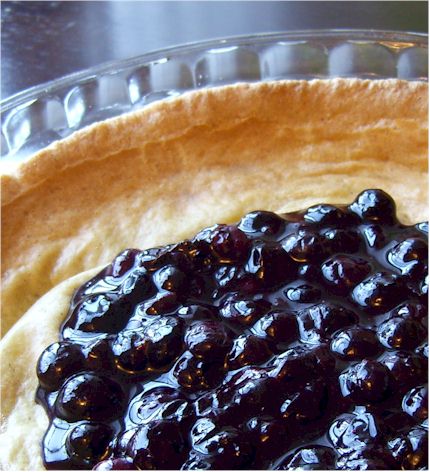 blueberry dutch baby filled